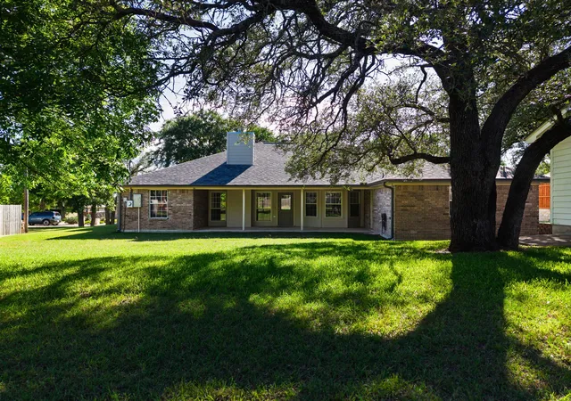 Photo 2 of Sale Pending at 1909 Diamond Ridge Dr, Lampasas, TX 76550 | MLS# 21276885 | Listing updated on 2026-08-17