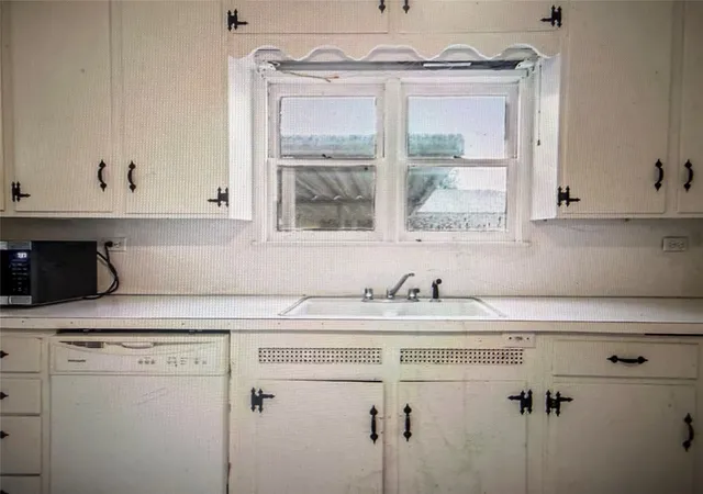 Photo 4 of Single family home for sale at 1508 E Texas Ave, Mart, TX 76664 | MLS# 21282656 | Listing updated on 2026-07-25