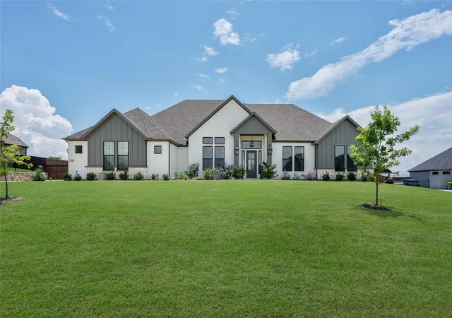 Photo 1 of Single family home for sale at 410 Dove Meadow Trl, Waxahachie, TX 75167 | MLS# 21282083 | Listing updated on 2026-08-30