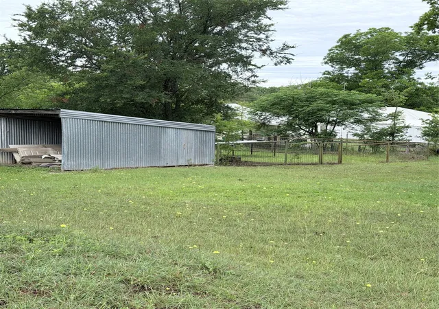 Photo 3 of Sale Pending at 403 N Reagan St, Hamilton, TX 76531 | MLS# 21282749 | Listing updated on 2026-09-28