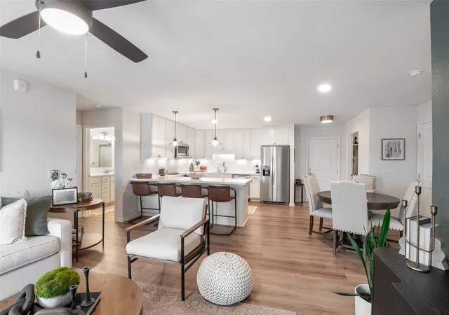 Listing Photo 5 - Condo for sale in building located at 8381 Davis Blvd, North Richland Hills, TX 76182 - Unit #306