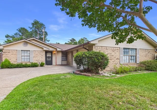 Homes for sale in Athens, TX | 782 Southwood Dr, Athens, TX 75751 | MLS# 21282826