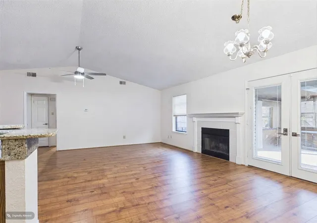 Photo 4 of Single family home for sale at 782 Southwood Dr, Athens, TX 75751 | MLS# 21282826 | Listing updated on 2026-09-21