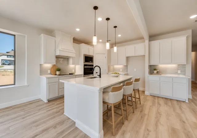 Photo 4 of Single family home for sale at 1040 Monaco Ct, Springtown, TX 76082 | MLS# 21282869 | Listing updated on 2026-09-24
