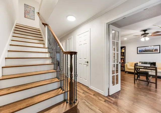Photo 3 of Townhouse for sale at 9412 Timberleaf Dr, Dallas, TX 75243 | MLS# 21282901 | Listing updated on 2026-08-20