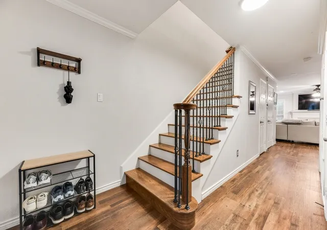 Photo 4 of Townhouse for sale at 9412 Timberleaf Dr, Dallas, TX 75243 | MLS# 21282901 | Listing updated on 2026-08-20