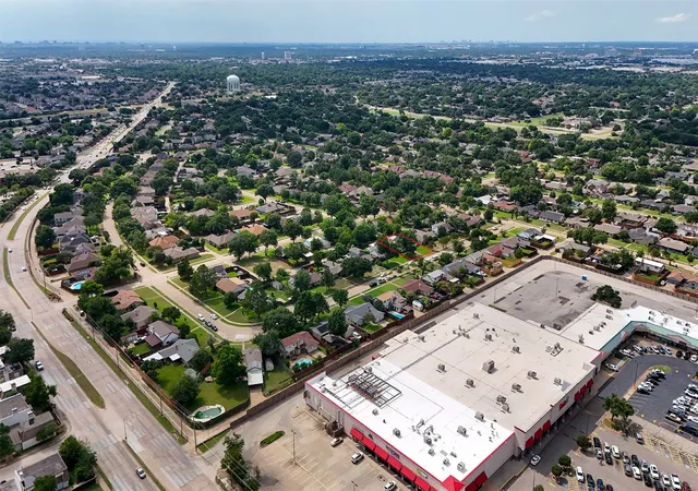 Homes for sale in Richardson, TX | 1208 Berkeley Dr, Richardson, TX 75081 | MLS# 21282637