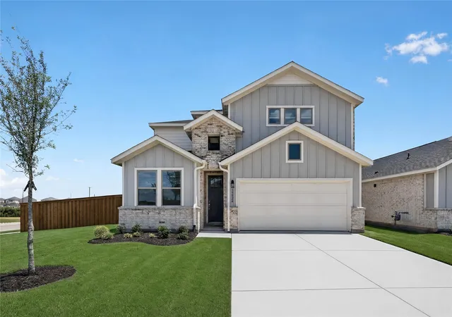 Photo 1 of Sale Pending at 15024 Horeshoe Post Rd, Fort Worth, TX 76052 | MLS# 21283094 | Listing updated on 2026-08-21