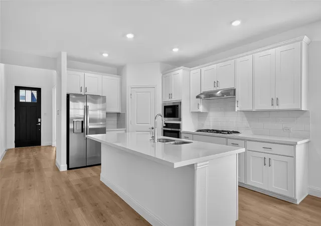 Photo 2 of Sale Pending at 15024 Horeshoe Post Rd, Fort Worth, TX 76052 | MLS# 21283094 | Listing updated on 2026-08-21