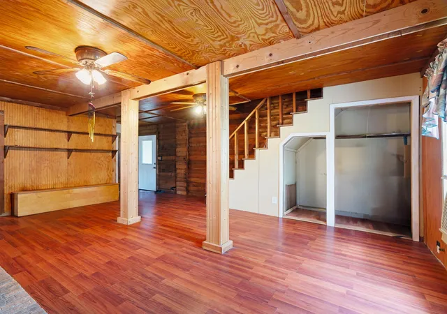 Photo 4 of Single family home for sale at 330 Young St, Blossom, TX 75416 | MLS# 21281608 | Listing updated on 2026-09-28