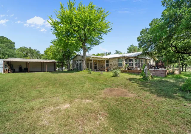 Photo 2 of Single family home for sale at 1300 Finney Dr, Weatherford, TX 76085 | MLS# 21282193 | Listing updated on 2026-07-17