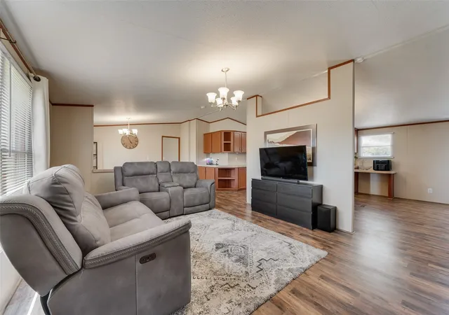 Photo 2 of Sale Pending at 2605 Gills Crossing Ct, Alvarado, TX 76009 | MLS# 21283226 | Listing updated on 2026-07-15