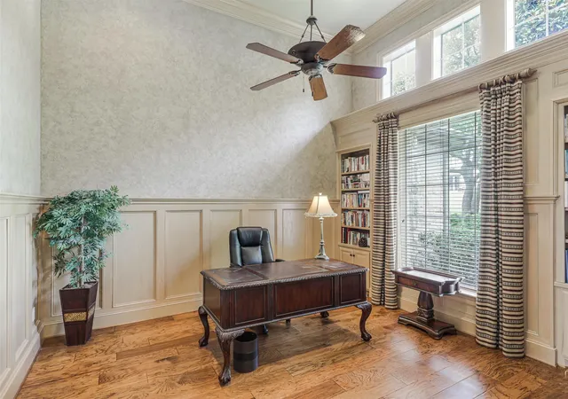 Photo 4 of Single family home for sale at 1201 Pecan Hollow Trl, Mc Kinney, TX 75072 | MLS# 21281510 | Listing updated on 2026-08-22