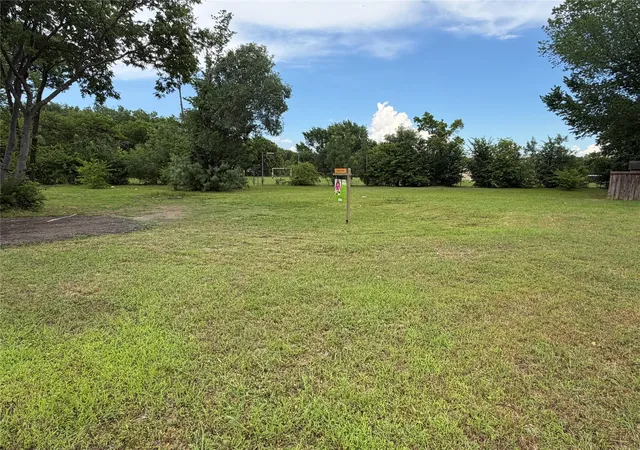 Photo 3 of Land for sale at 10333 Abraham Rd, Dallas, TX 75227 | MLS# 21277197 | Listing updated on 2026-07-15