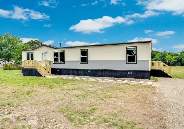 Homes for sale in Mabank, TX | 14820 Hyde-A-Way Ln, Mabank, TX 75147 | MLS# 21279593
