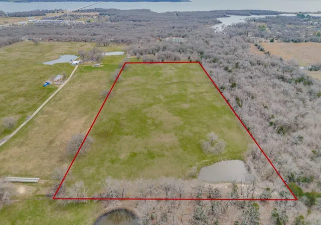 Photo 3 of Land for sale at Tbd Killian Dr, Quinlan, TX 75474 | MLS# 21283398 | Listing updated on 2026-09-25