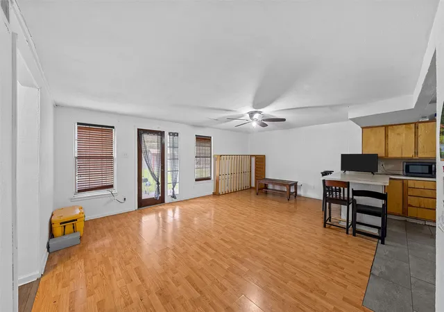 Photo 3 of Single family home for sale at 1905 Bell St, Waco, TX 76711 | MLS# 21283492 | Listing updated on 2026-08-24