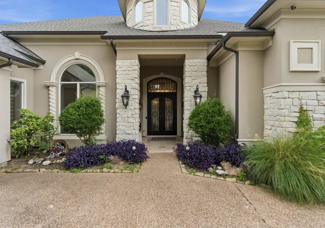 Photo 3 of Single family home for sale at 2500 Provine Rd, Mc Kinney, TX 75072 | MLS# 21279773 | Listing updated on 2026-08-22