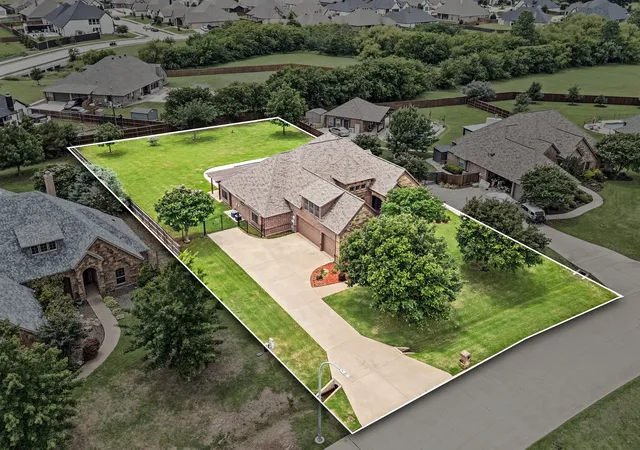 Photo 3 of Sale Pending at 1341 Whisper Willows Dr, Haslet, TX 76052 | MLS# 21268559 | Listing updated on 2026-08-25