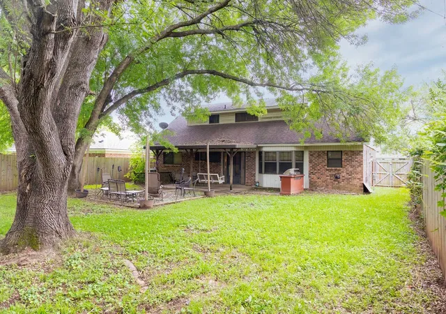 Homes for sale in Bossier City, LA | 3511 Glasscock Ave, Bossier City, LA 71112 | MLS# 21283358
