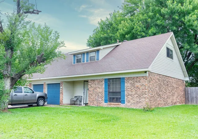 Homes for sale in Bossier City, LA | 3511 Glasscock Ave, Bossier City, LA 71112 | MLS# 21283358