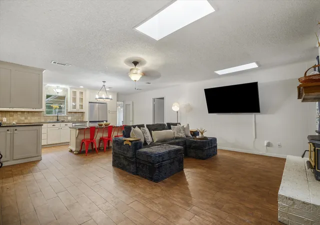 Homes for sale in Hideaway, TX | 1522 Tanglewood Dr E, Hideaway, TX 75771 | MLS# 21280374