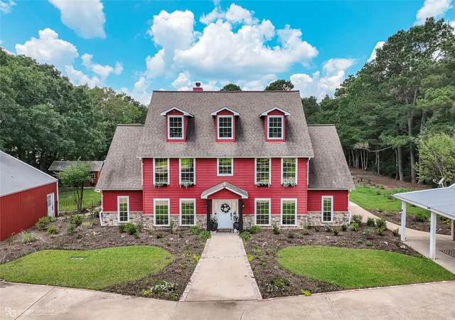 Photo 1 of Single family home for sale at 10454 Linwood Ave, Shreveport, LA 71106 | MLS# 21283580 | Listing updated on 2026-09-30