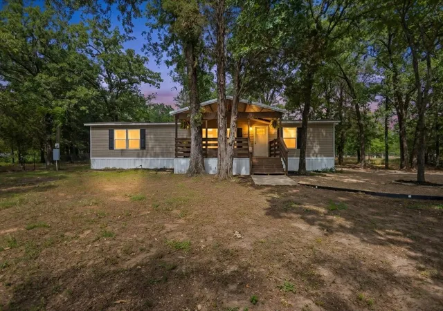 Homes for sale in Eustace, TX | 118 Cedar Ridge Dr, Eustace, TX 75124 | MLS# 21283619
