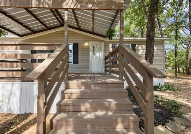 Photo 4 of Manufactured home for sale at 118 Cedar Ridge Dr, Eustace, TX 75124 | MLS# 21283619 | Listing updated on 2026-09-21