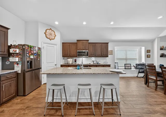 3rd image of 11713 Wax Myrtle Trl, Fort Worth, TX 76108 | MLS# 21283656