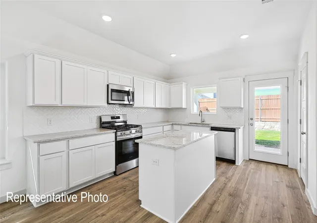 Photo 2 of Single family home for sale at 2615 Stowers St, Anna, TX 75409 | MLS# 21276847 | Listing updated on 2026-08-18