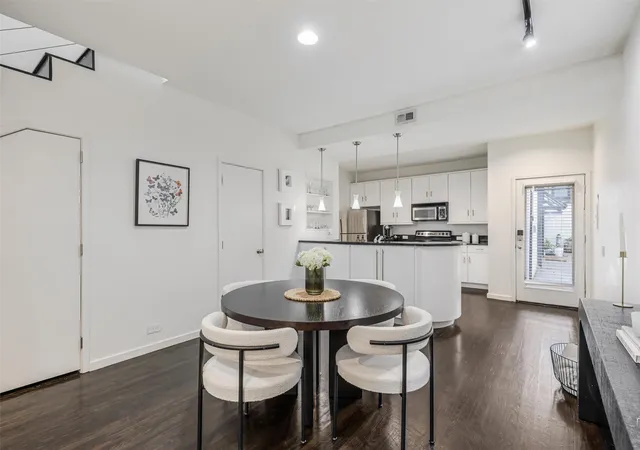 Photo 3 of Condo for sale at 4242 Buena Vista St #21, Dallas, TX 75205 | MLS# 21251548 | Listing updated on 2026-09-23