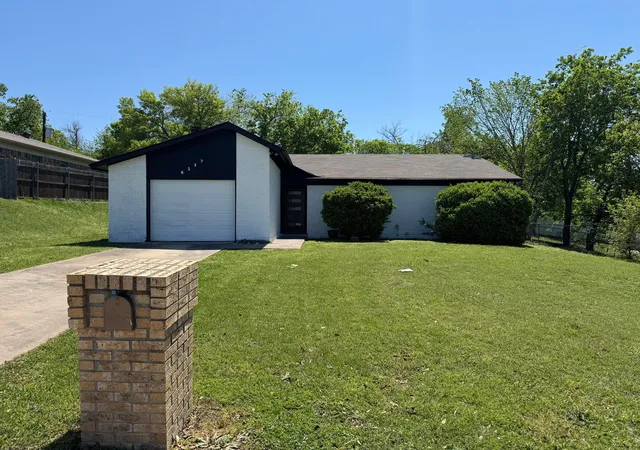 Homes for sale in White Settlement, TX | 8237 Albert St, White Settlement, TX 76108 | MLS# 21283772