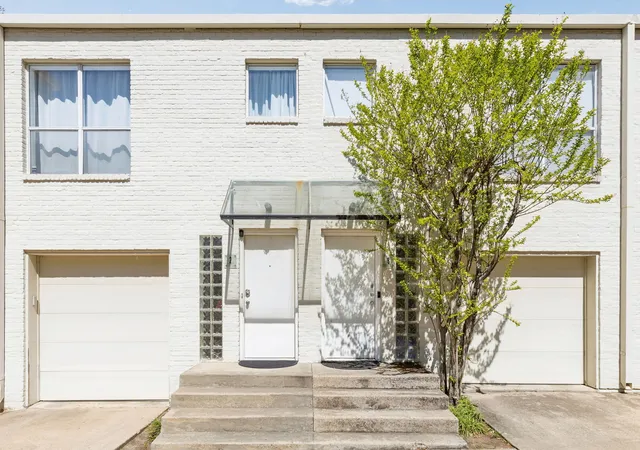 Homes for sale in Dallas, TX | 4134 Travis St #3, Dallas, TX 75204 | MLS# 21280067
