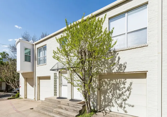 Homes for sale in Dallas, TX | 4134 Travis St #3, Dallas, TX 75204 | MLS# 21280067