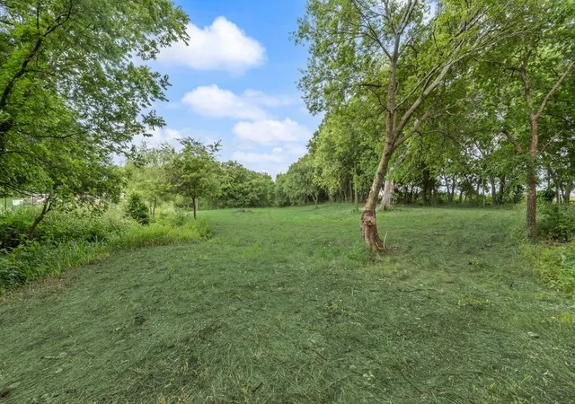 Homes for sale in Krum, TX | 11167 Plainview Rd, Krum, TX 76249 | MLS# 21283862