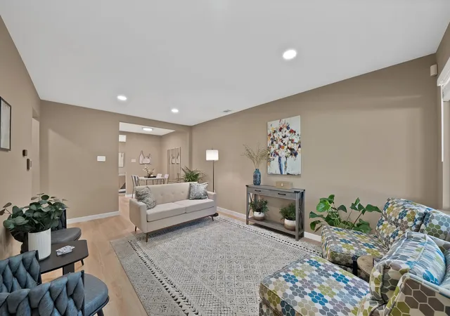 Photo 2 of Single family home for sale at 12135 Oberlin Dr, Dallas, TX 75243 | MLS# 21283826 | Listing updated on 2026-08-31