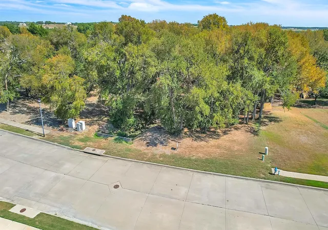 11th image of 133 Falcon Point Dr, Rockwall, TX 75032 | MLS# 21283889