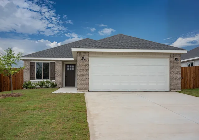 Homes for sale in Cresson, TX | 13537 Stage Coach Ln, Cresson, TX 76035 | MLS# 21283954