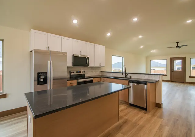 Photo 3 of Single family home for sale at 13537 Stage Coach Ln, Cresson, TX 76035 | MLS# 21283954 | Listing updated on 2026-09-01