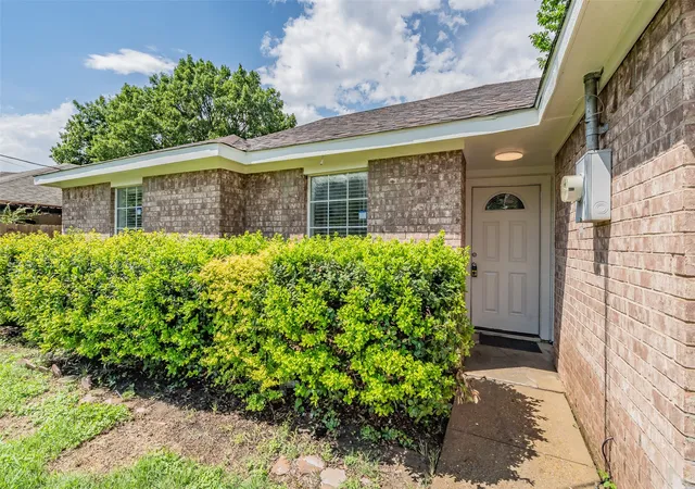 40th image of 4503 Mexicana Rd, Dallas, TX 75212 | MLS# 21283936
