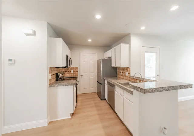 5th image of 4503 Mexicana Rd, Dallas, TX 75212 | MLS# 21283936