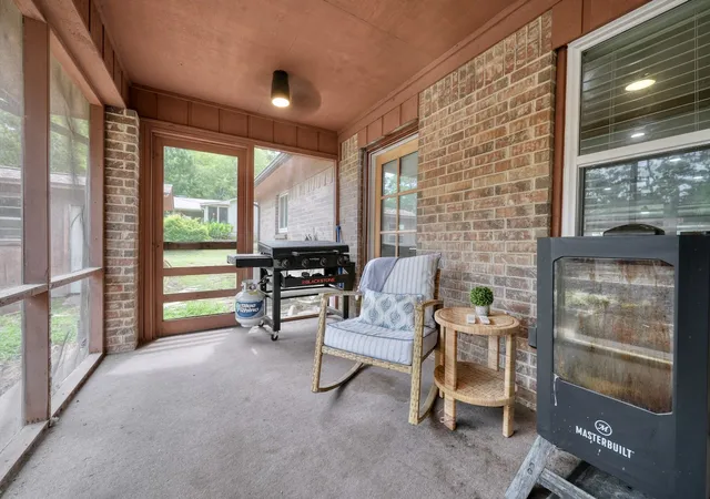 Homes for sale in Hideaway, TX | 203 Texas Dr, Hideaway, TX 75771 | MLS# 21283986