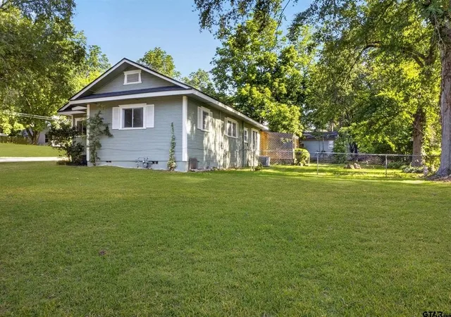 Homes for sale in Big Sandy, TX | 101 E College St, Big Sandy, TX 75755 | MLS# 21281895