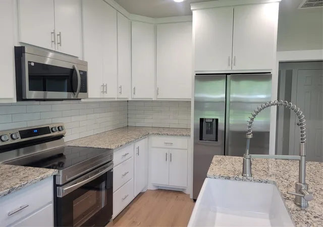Photo 3 of Single family home for sale at 2714 1st St, Brownwood, TX 76801 | MLS# 21284059 | Listing updated on 2026-08-24