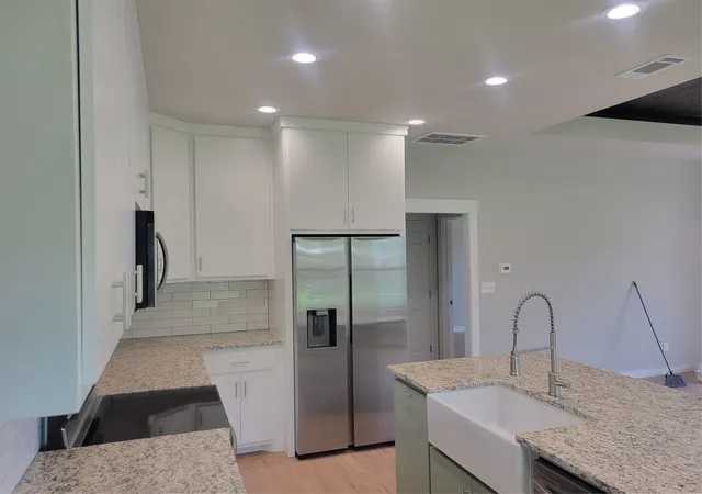 Photo 3 of Single family home for sale at 2714 1St St, Brownwood, TX 76801 | MLS# 21284059 | Listing updated on 2026-08-24