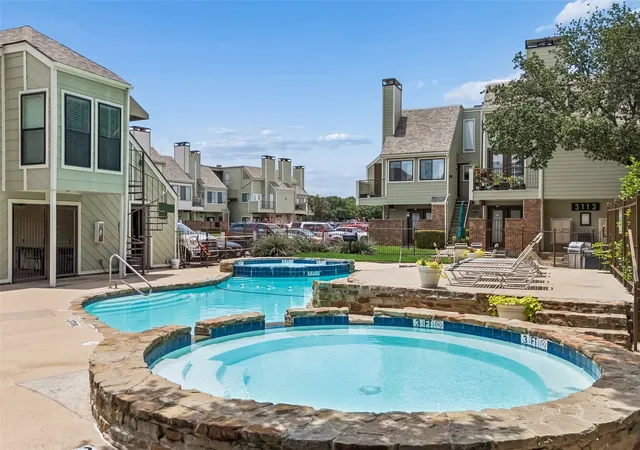 33rd image of 3129 Sondra Dr #206, Fort Worth, TX 76107 | MLS# 21261624