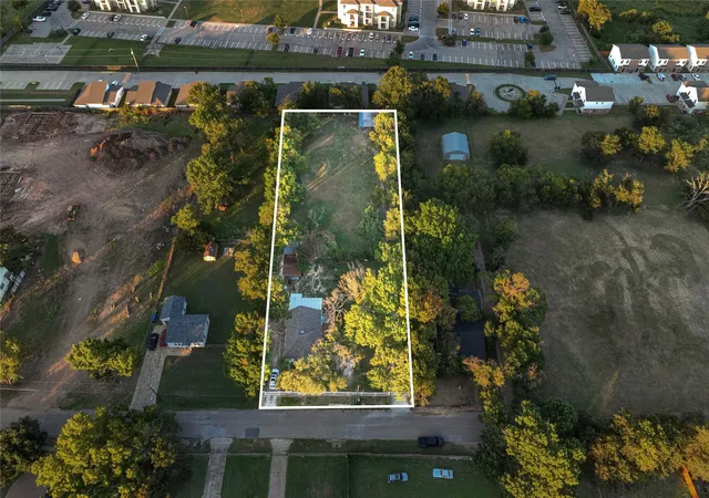 4th image of 2720 S 2Nd St, Waco, TX 76706 | MLS# 21284100