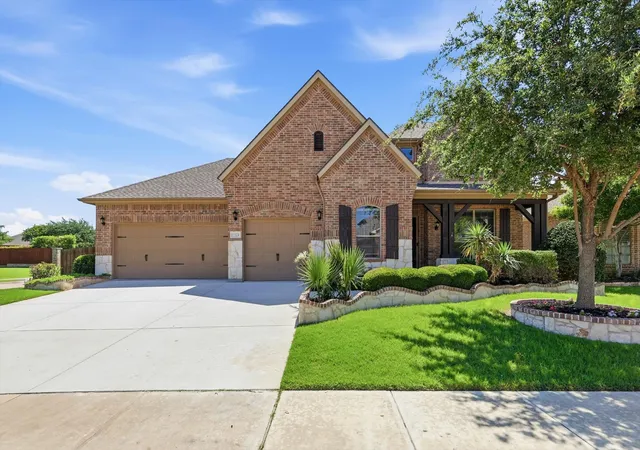 Photo 1 of Single family home for sale at 15324 Duck Creek Ct, Roanoke, TX 76262 | MLS# 21283811 | Listing updated on 2026-07-23