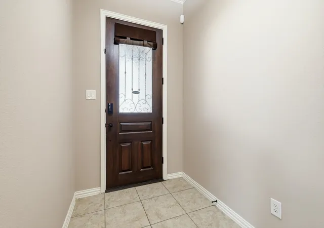 Photo 3 of Single family home for sale at 15324 Duck Creek Ct, Roanoke, TX 76262 | MLS# 21283811 | Listing updated on 2026-07-23